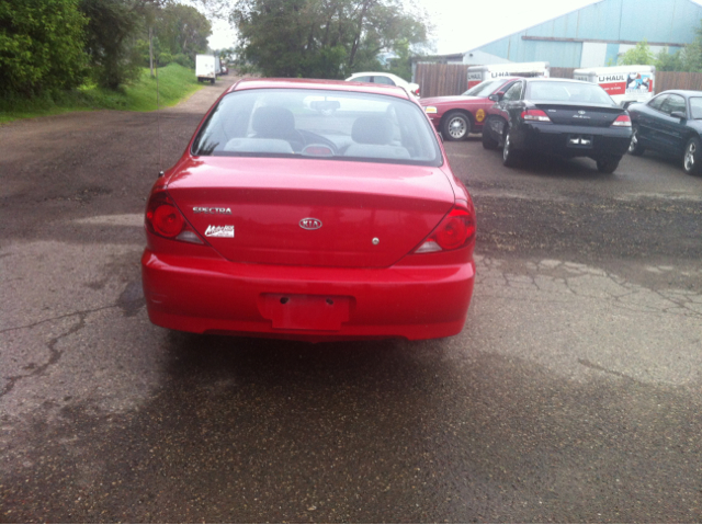 Kia Spectra 2003 photo 7