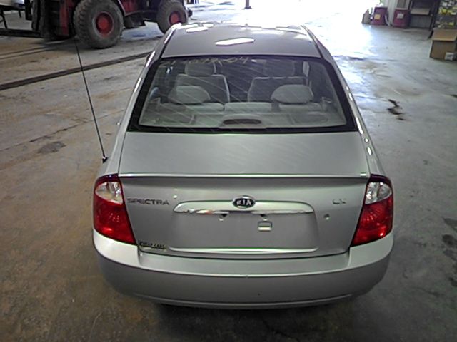 Kia Spectra 2004 photo 2