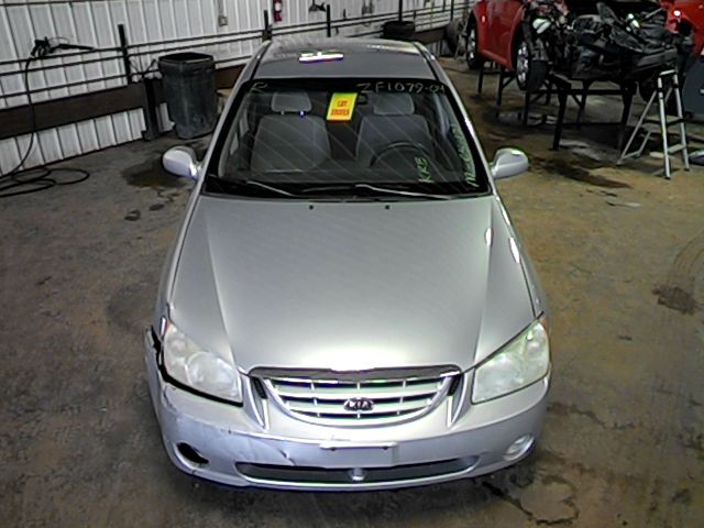 Kia Spectra 2004 photo 4