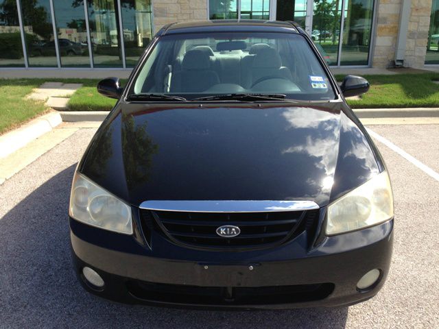 Kia Spectra 2004 photo 16