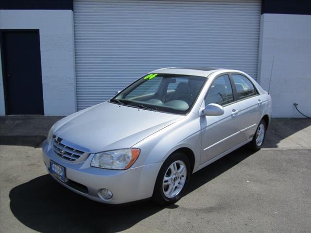 Kia Spectra 2004 photo 10