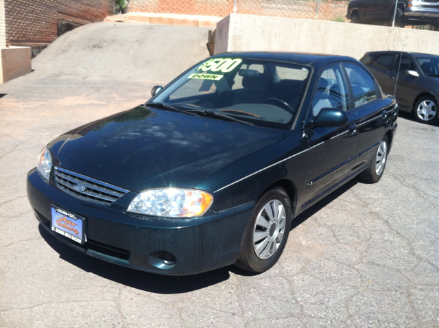 Kia Spectra 2004 photo 2