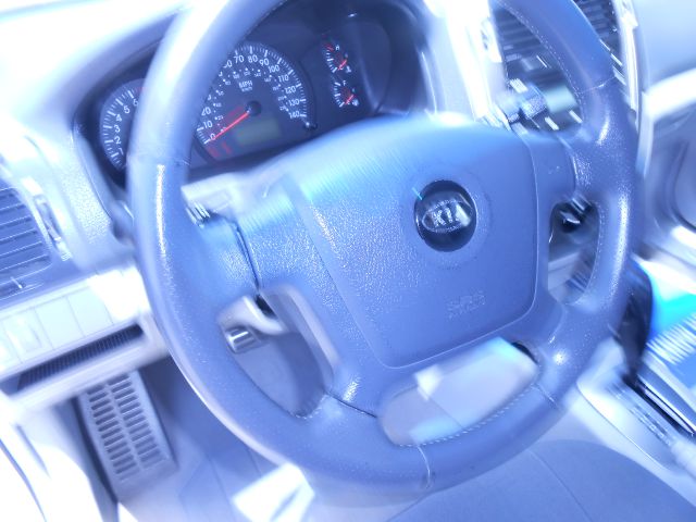 Kia Spectra 2005 photo 3