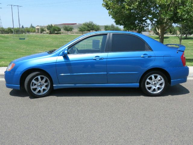 Kia Spectra 2005 photo 1