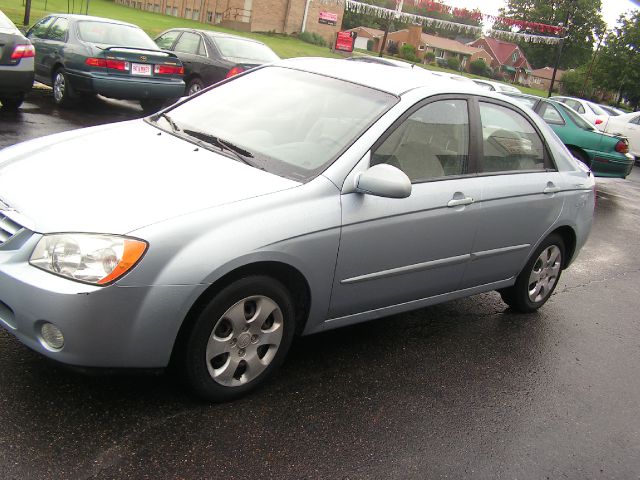 Kia Spectra 2005 photo 4