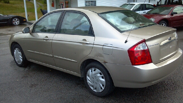 Kia Spectra 2005 photo 1