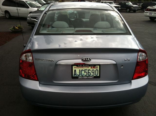 Kia Spectra 2005 photo 3