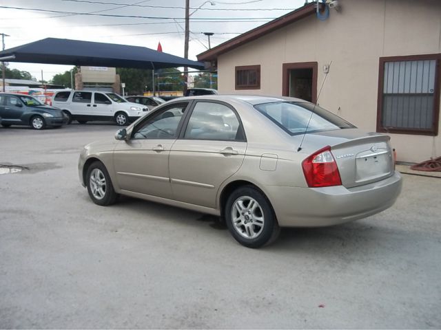 Kia Spectra 2005 photo 17