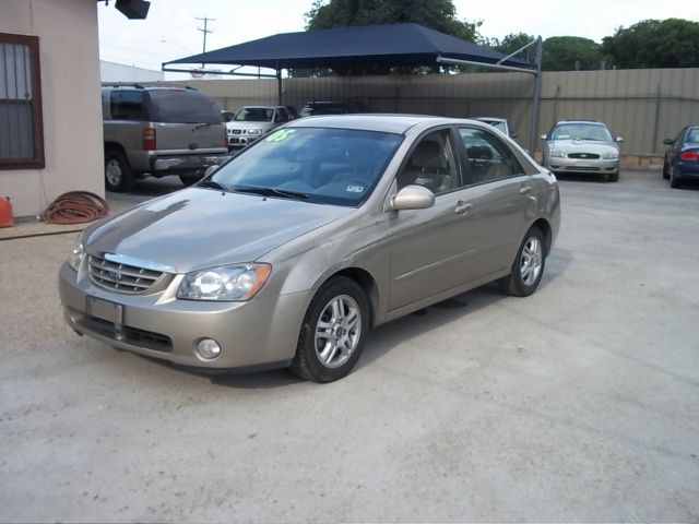 Kia Spectra 2005 photo 19