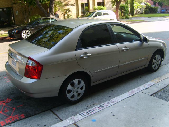 Kia Spectra 2005 photo 4