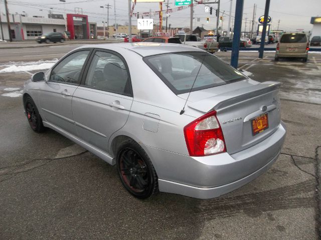 Kia Spectra 2005 photo 3