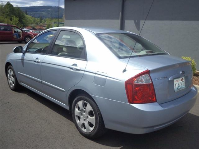 Kia Spectra 2005 photo 11