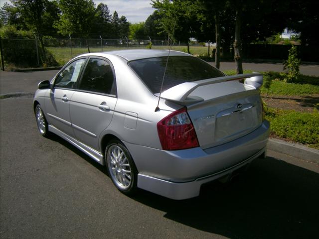 Kia Spectra 2006 photo 2