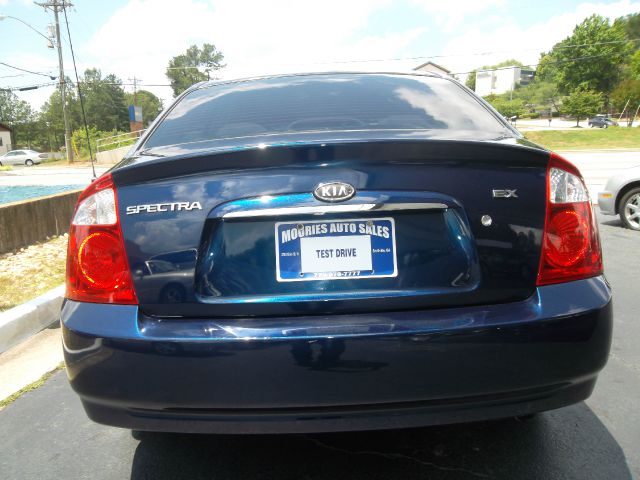 Kia Spectra 2006 photo 8