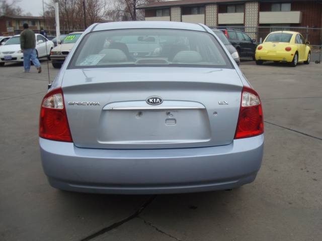 Kia Spectra 2006 photo 5