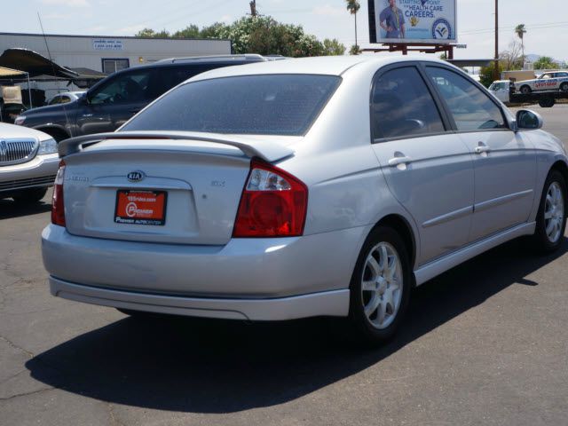 Kia Spectra 2006 photo 1