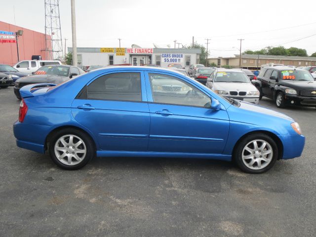 Kia Spectra 2006 photo 1