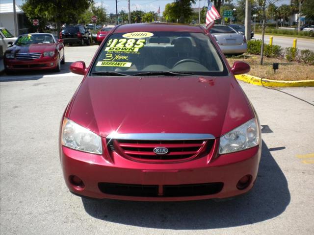 Kia Spectra 2006 photo 2