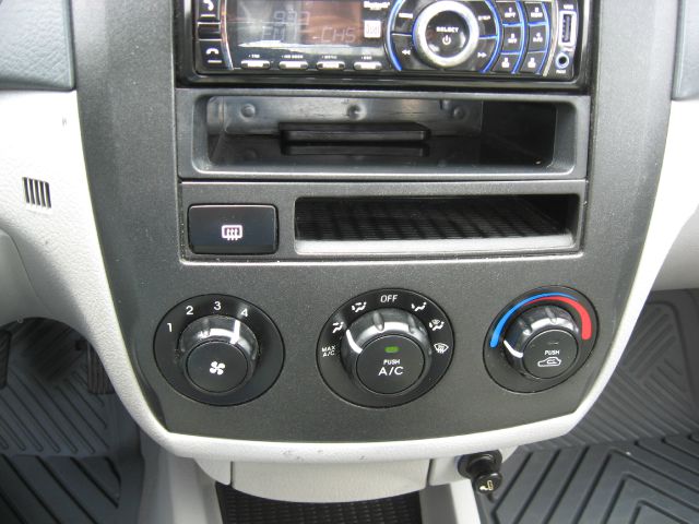 Kia Spectra 2006 photo 25