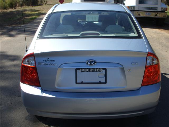 Kia Spectra 2006 photo 2