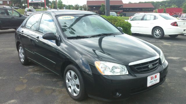 Kia Spectra 2006 photo 1