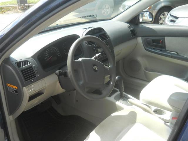 Kia Spectra 2006 photo 3