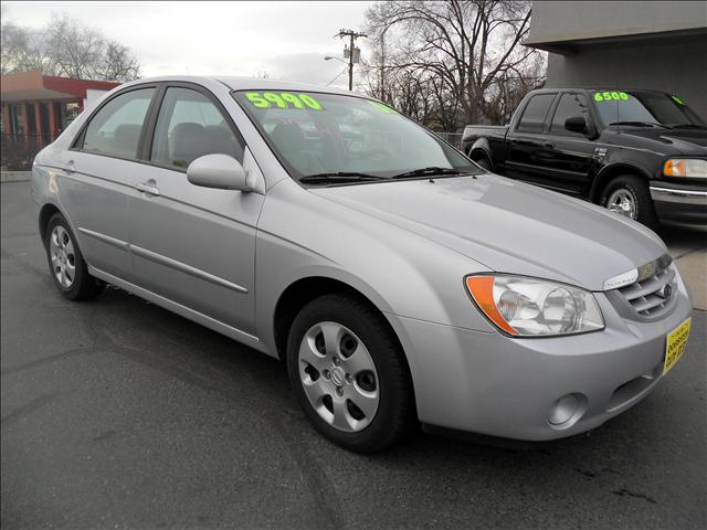 Kia Spectra 2006 photo 2