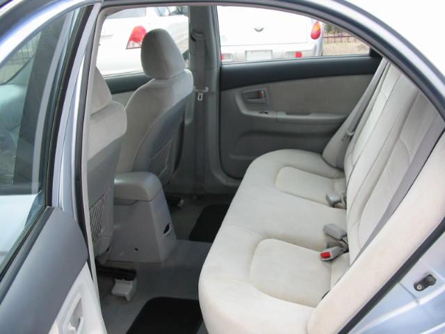 Kia Spectra 2006 photo 4