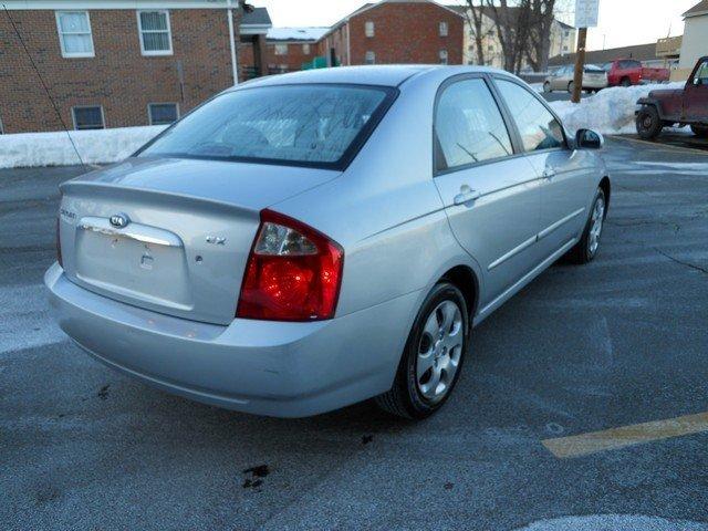 Kia Spectra 2006 photo 2