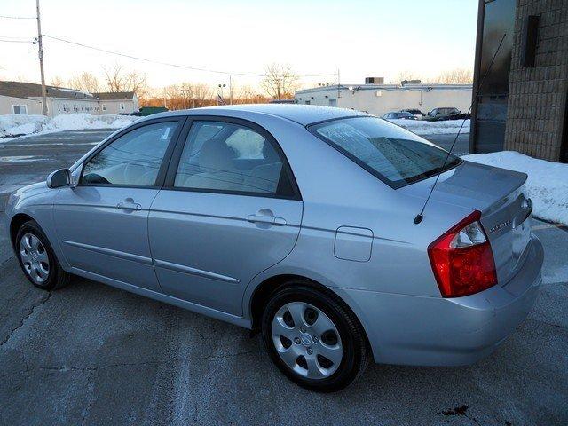 Kia Spectra 2006 photo 4