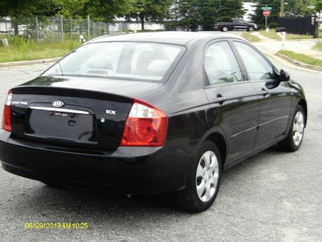 Kia Spectra 2006 photo 1