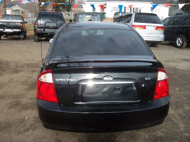 Kia Spectra 2006 photo 4