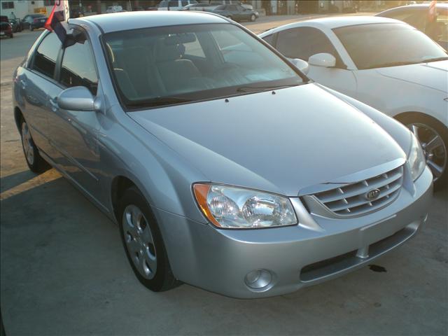 Kia Spectra 2006 photo 2