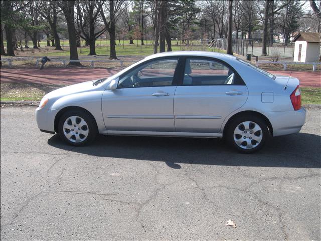 Kia Spectra 2006 photo 3