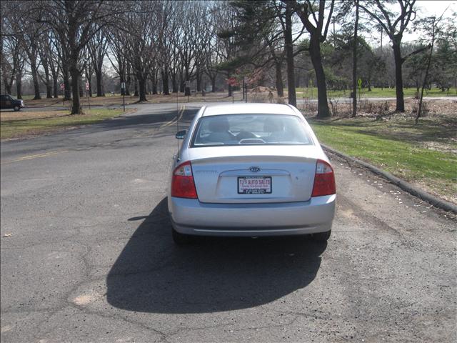 Kia Spectra 2006 photo 5