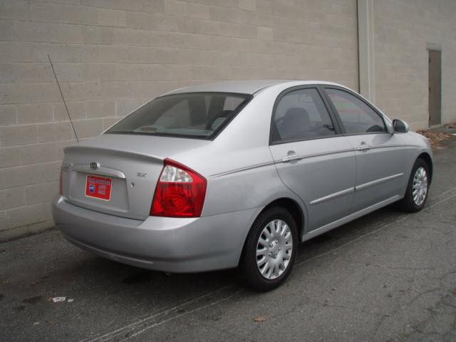 Kia Spectra 2006 photo 2