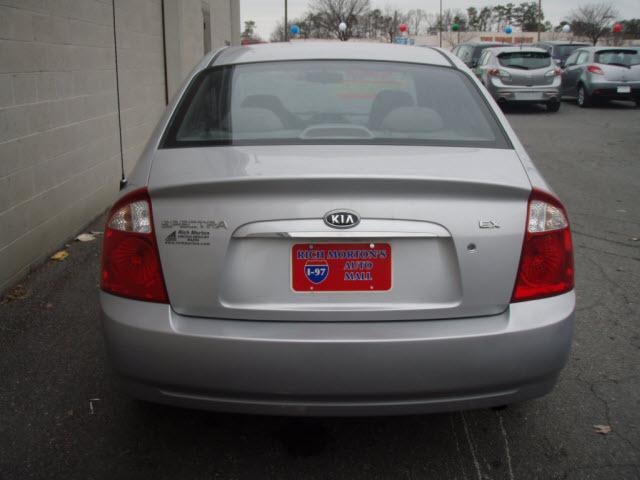 Kia Spectra 2006 photo 4