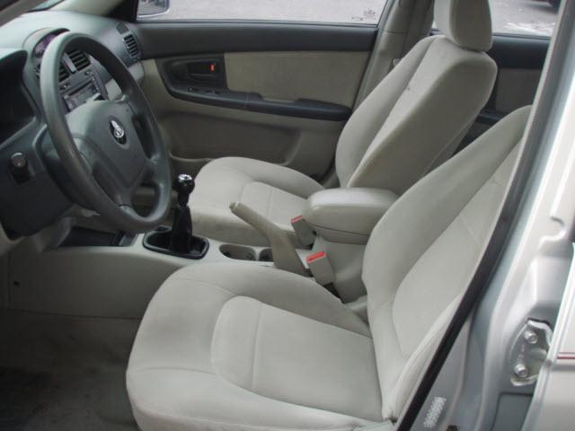 Kia Spectra 2006 photo 5