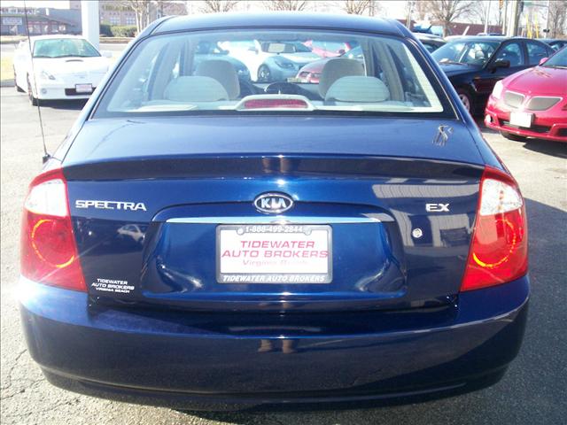 Kia Spectra 2006 photo 1