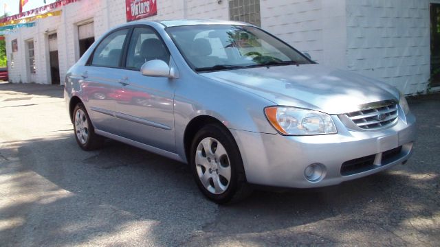 Kia Spectra 2006 photo 2