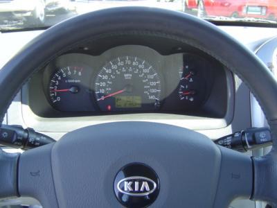 Kia Spectra 2006 photo 1