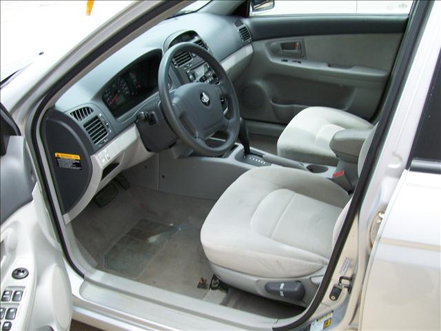 Kia Spectra 2006 photo 2