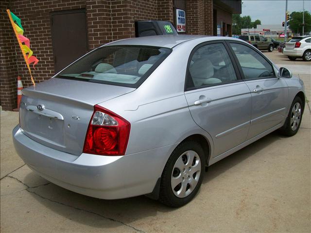 Kia Spectra 2006 photo 4