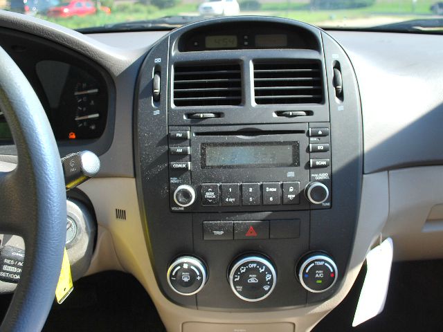 Kia Spectra 2007 photo 12