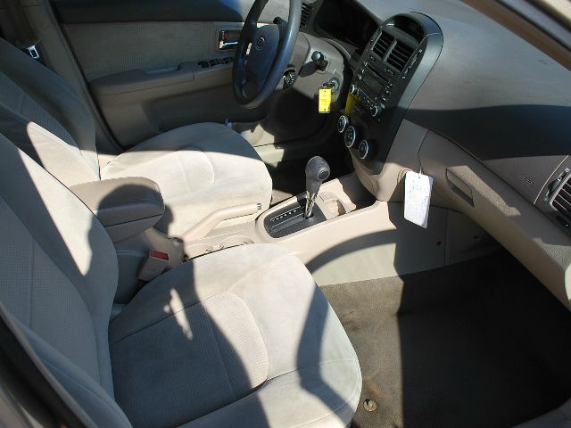 Kia Spectra 2007 photo 17