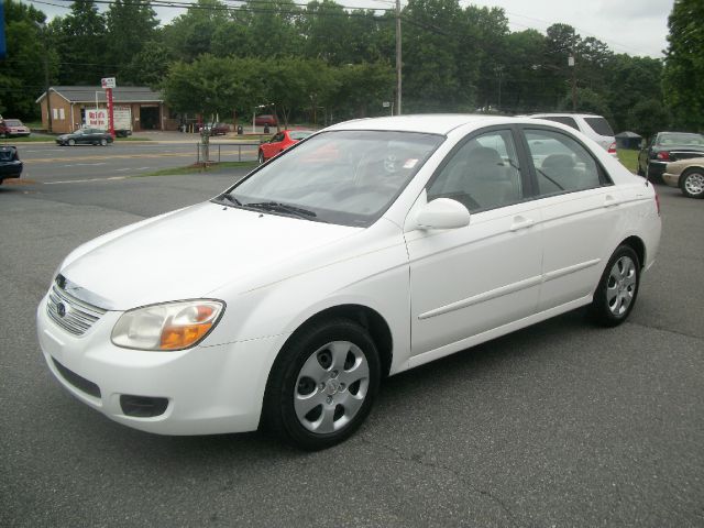 Kia Spectra 2007 photo 9