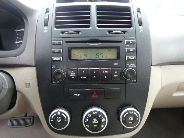 Kia Spectra 2008 photo 2