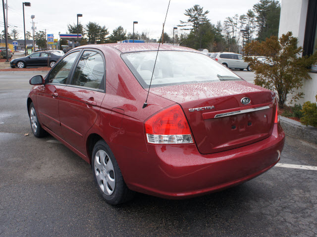 Kia Spectra 2008 photo 2