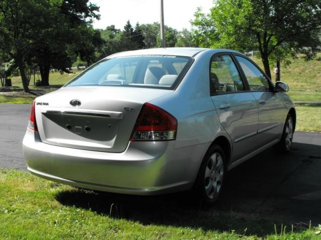 Kia Spectra 2008 photo 4