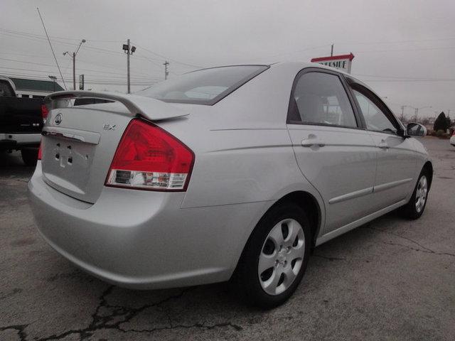 Kia Spectra 2008 photo 2